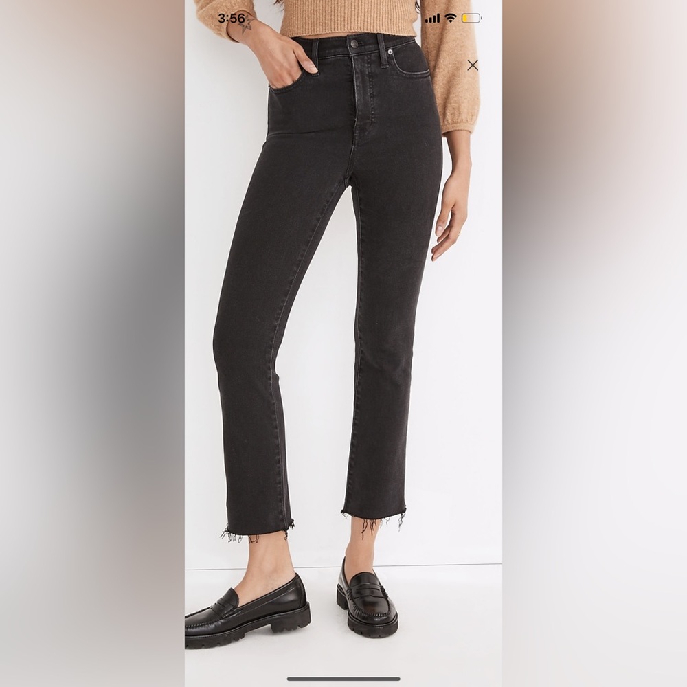 NWT CALI DEMI-BOOT RAW HEM EDITION SIZE 33